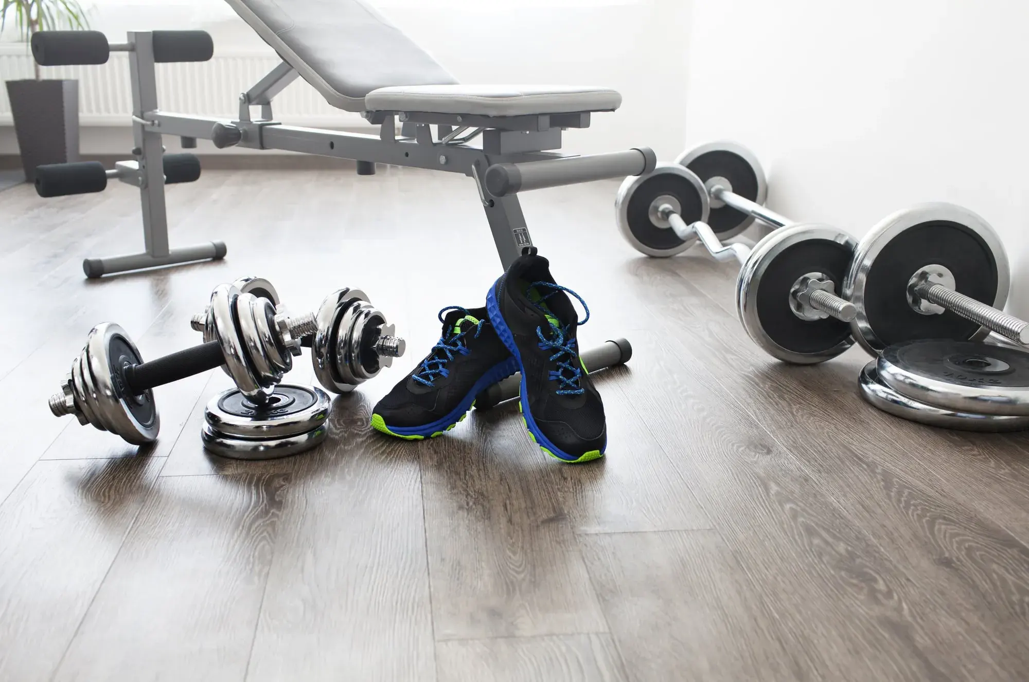 12 Tips on Buying Exercise Equipment for Home Gyms