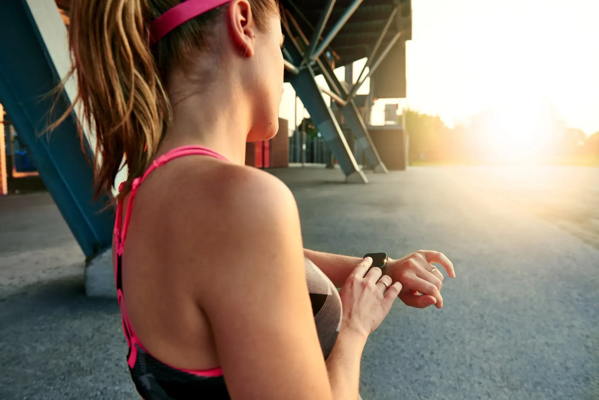 How to Safely See Fitness Gains Every Time You Go to The Gym