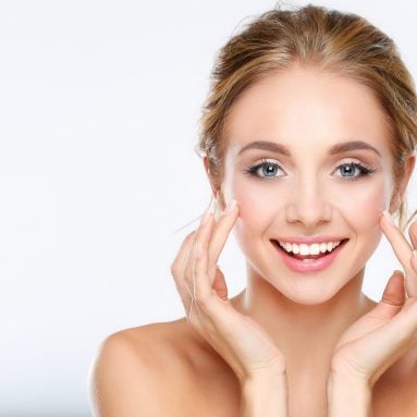 The Differences Explained in Peptides vs Retinol Products
